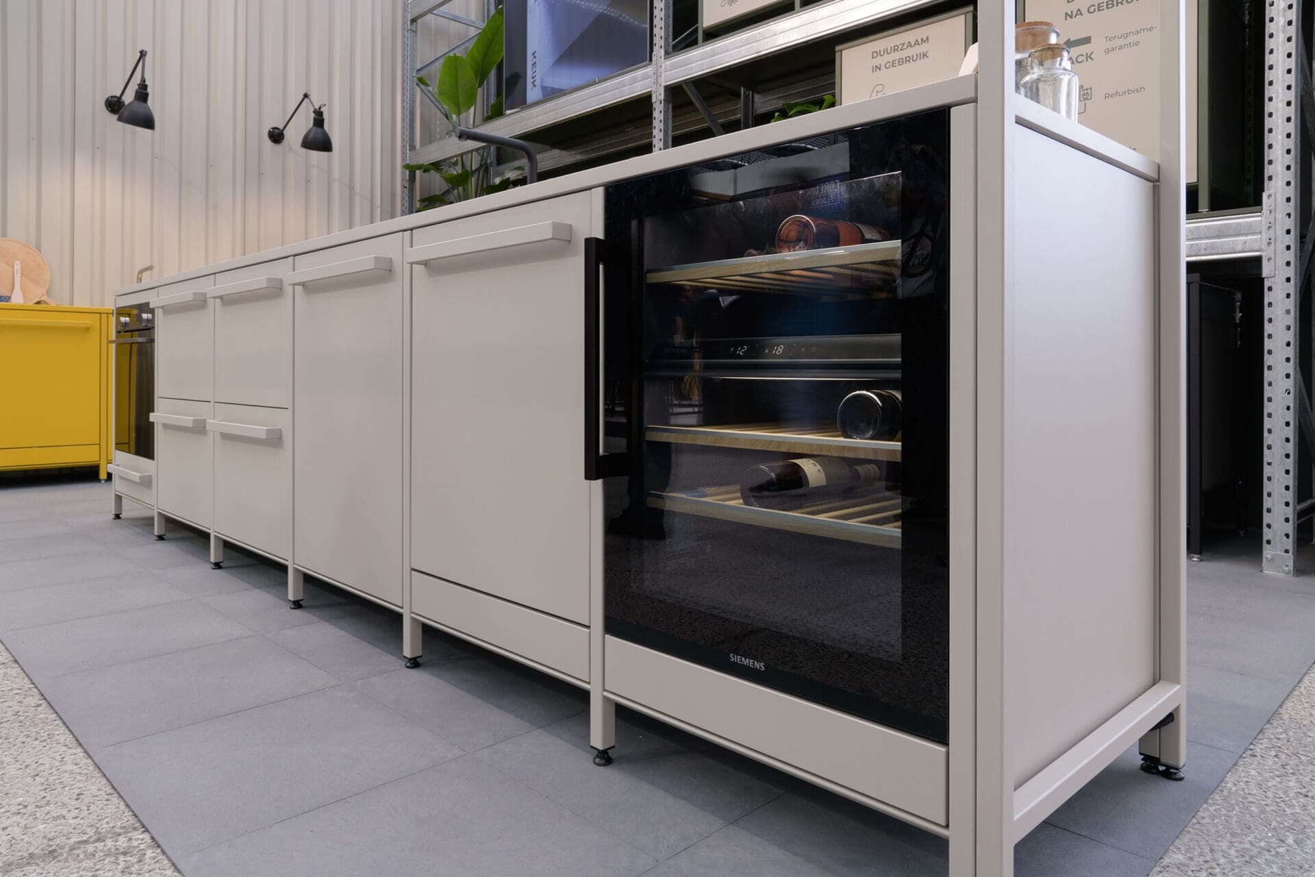 Grijze keuken ontwerpen zonder registratie