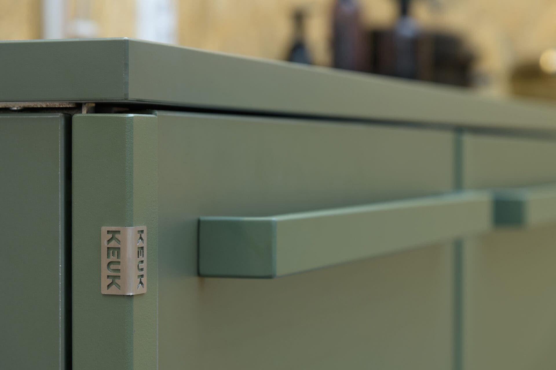 Groene keuken - stalen frame detail